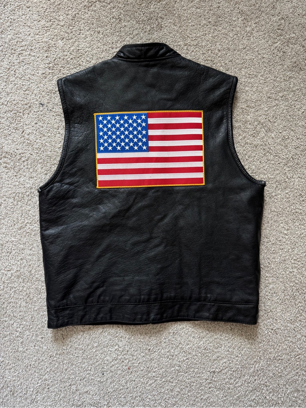 Milwaukee Leather Men Black Leather Motorcycle Vest USA Flag Patch Size XL